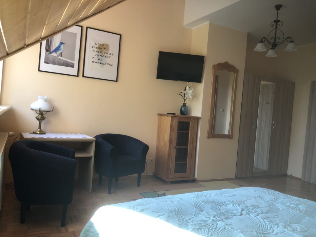 Zarezerwuj elegancki pokój  w Villa Polanica Pokój 1 Villa Polanica | Komfortowy nocleg w Polanicy-Zdroju