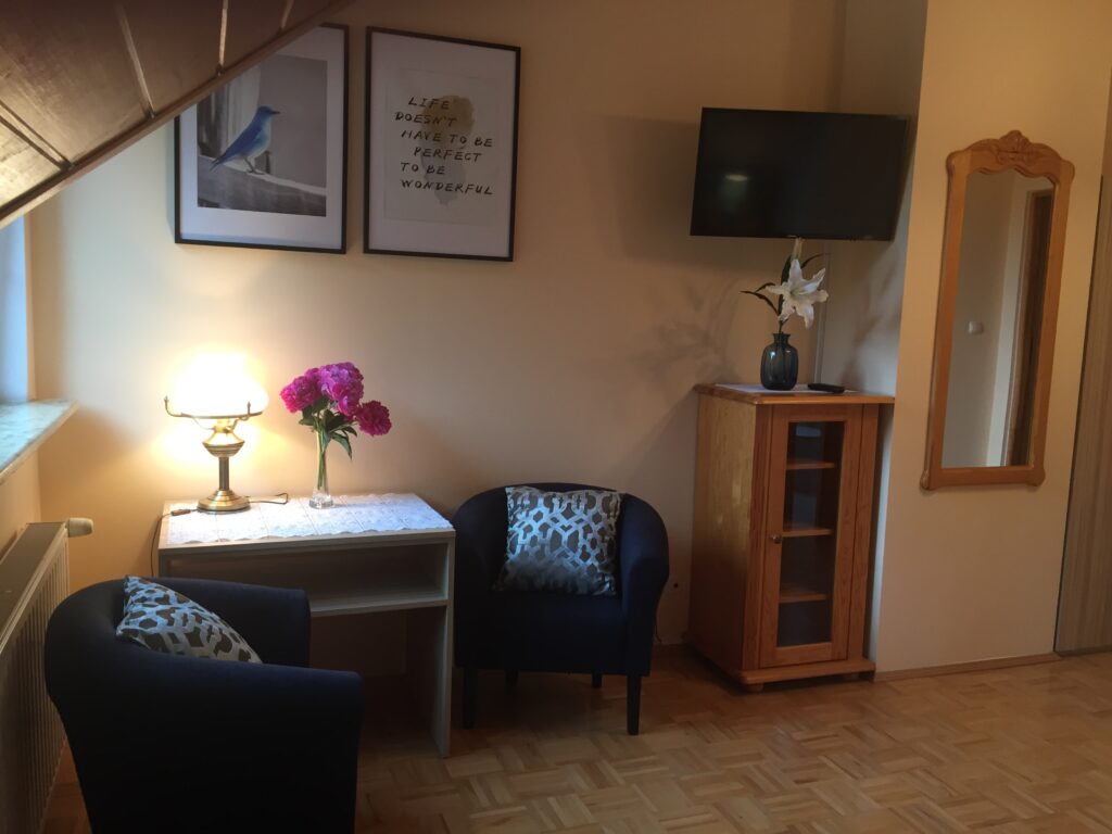 Zarezerwuj elegancki pokój  w Willa Polanica