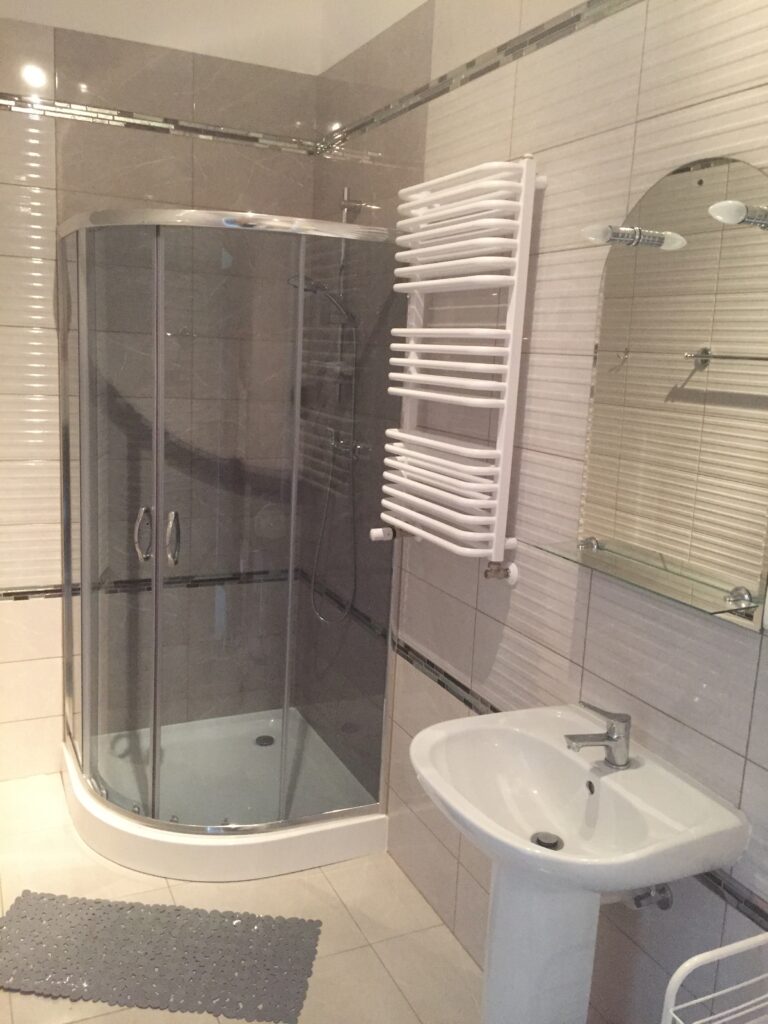 Willa Polanica w Polanicy Zdroju Villa Polanica łazienka